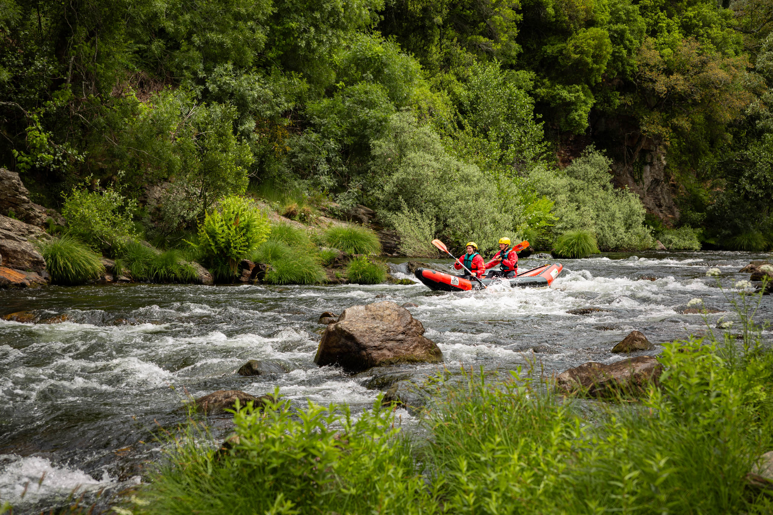 Cano-rafting