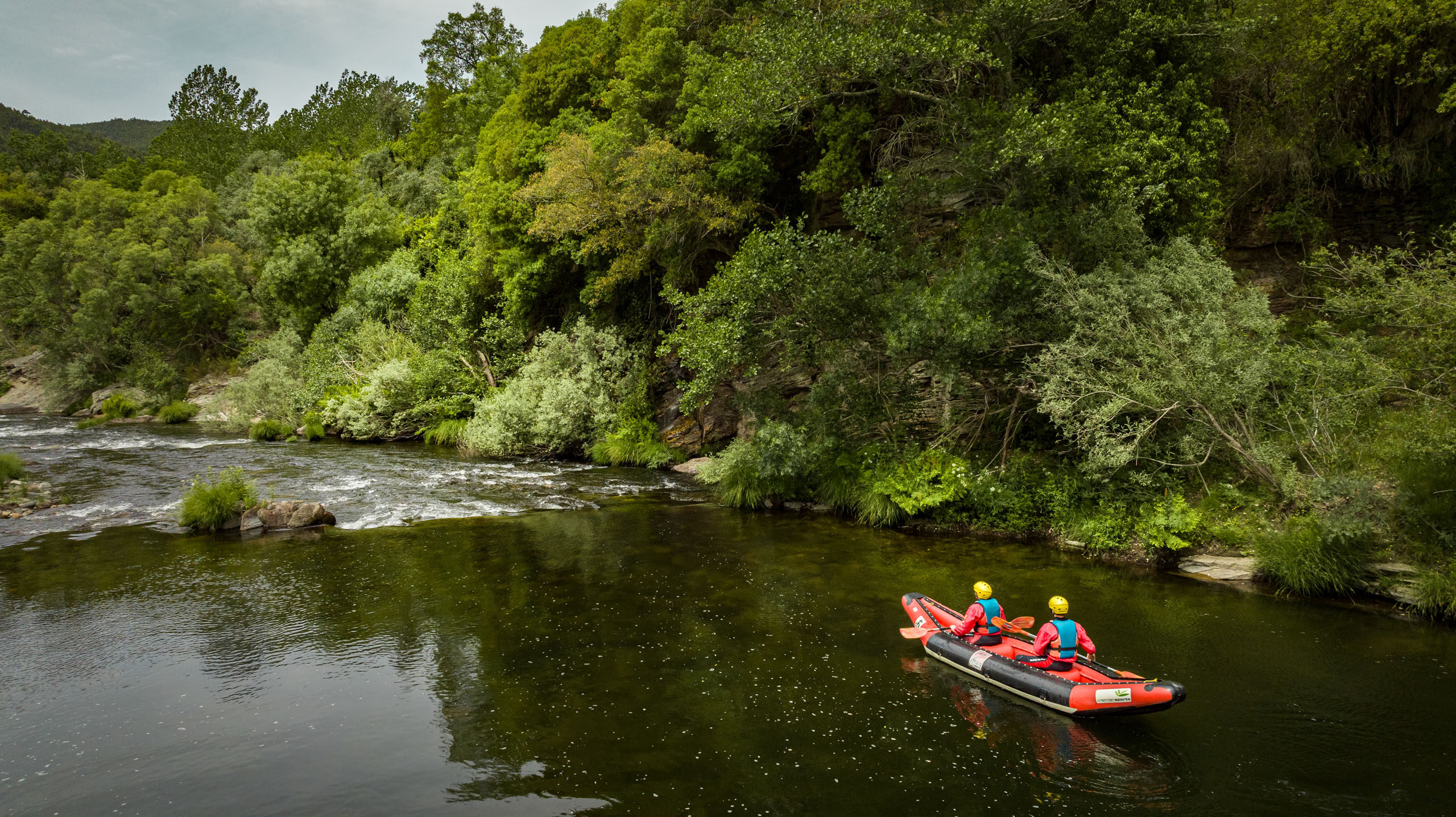 Cano-rafting