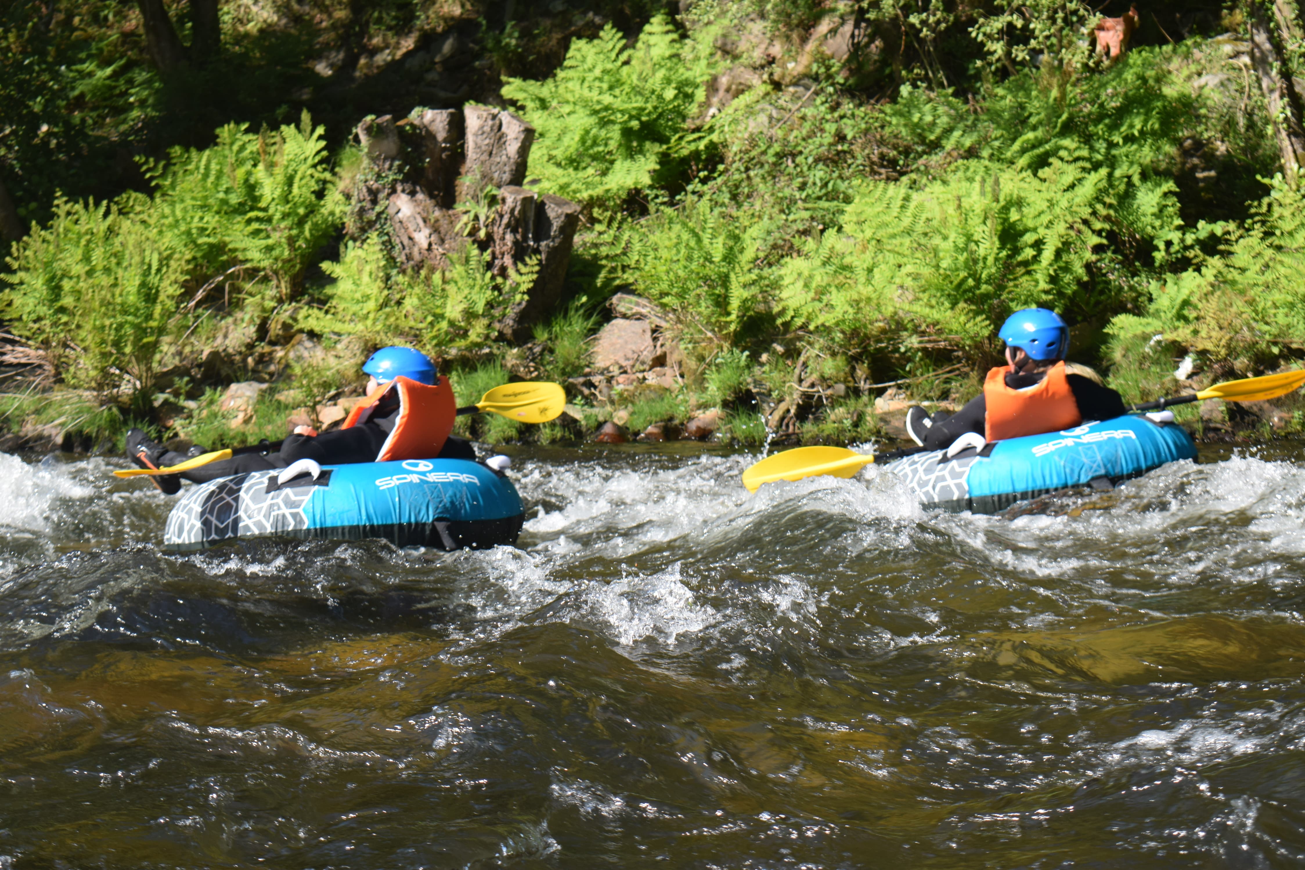 NaTour Way-River tubing