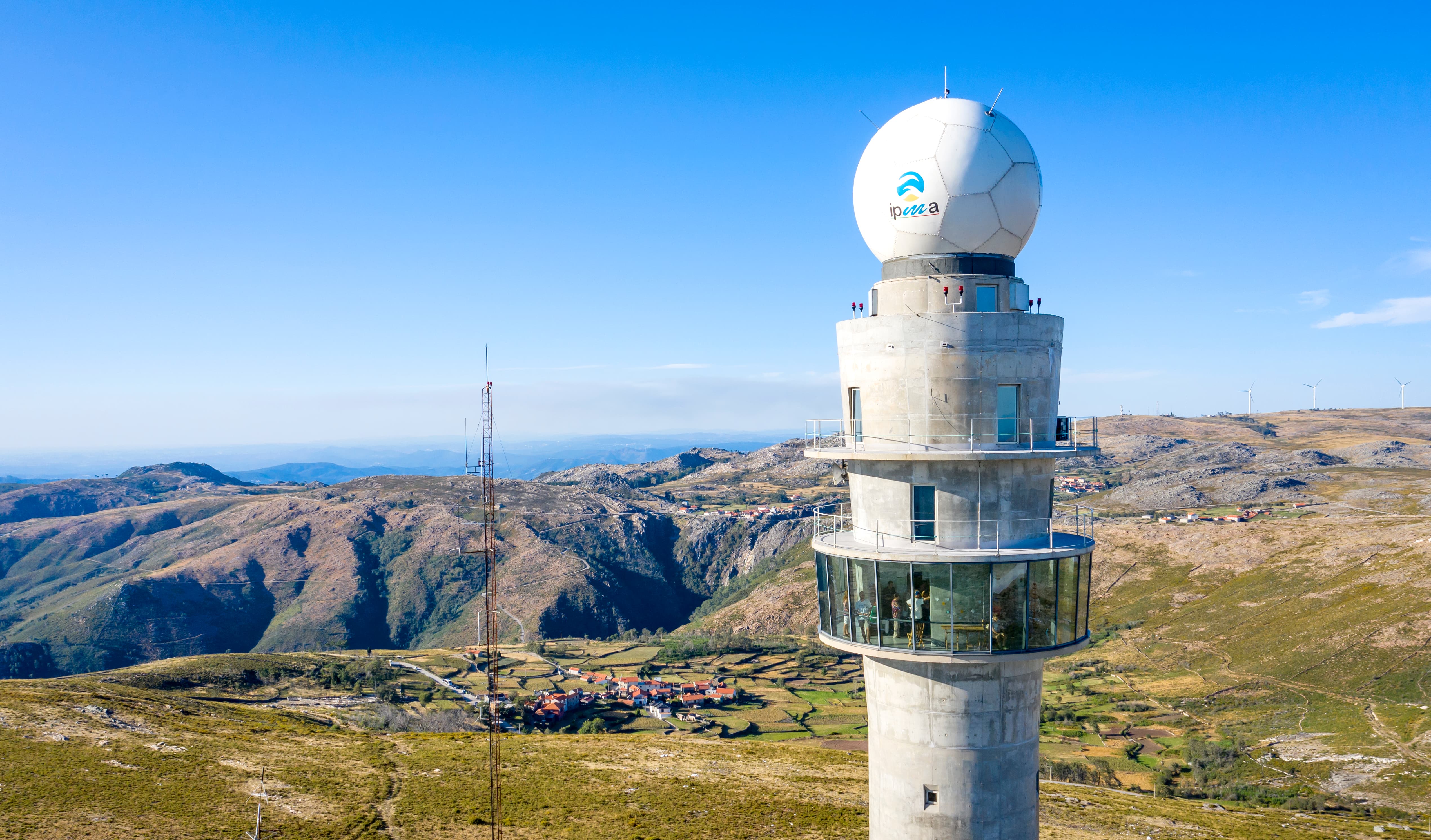 Visita ao Radar Meteorológico de Arouca «Outono na Castanheira»