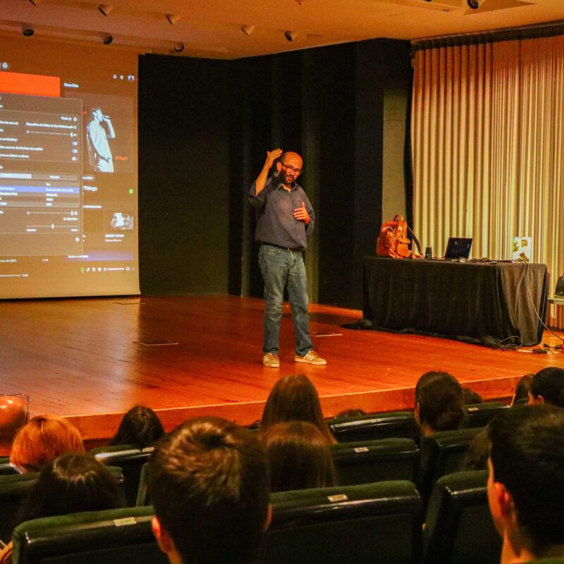 Educational Project “Iter Hominis” Inspires Workshop «History on the Microphone»